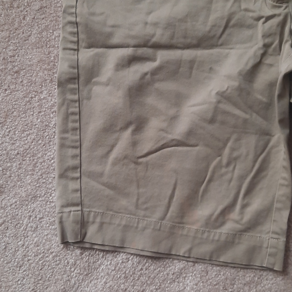 Shorts - Picture 4 of 9